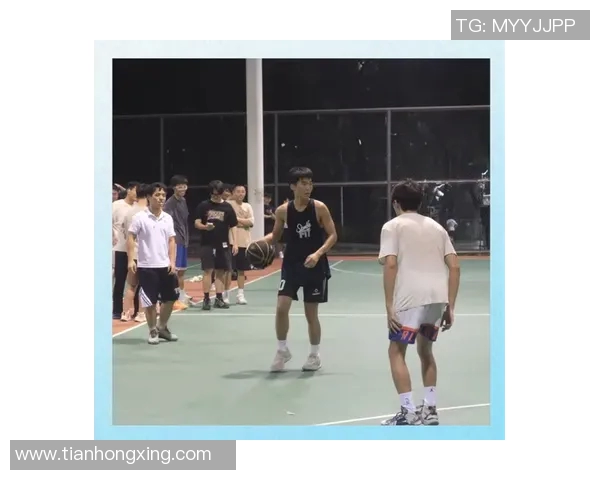 篮球与足球的魅力对比探索运动精神与团队合作的完美结合